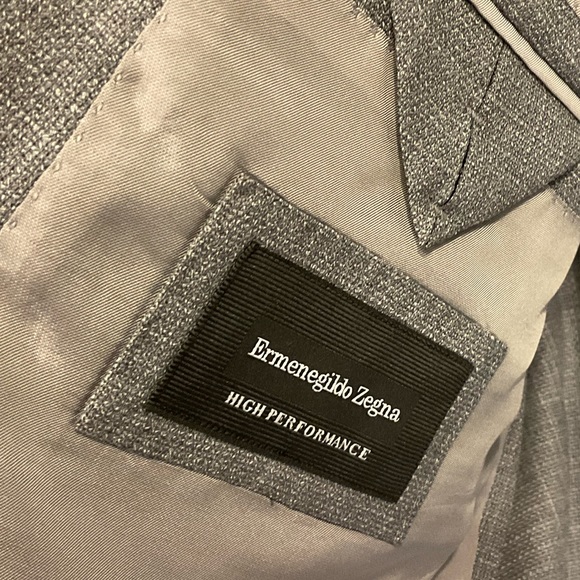 Ermenegildo Zegna Blazer, Gray, Classic Luxury for Men, Timeless, 44” Chest - Picture 7 of 8